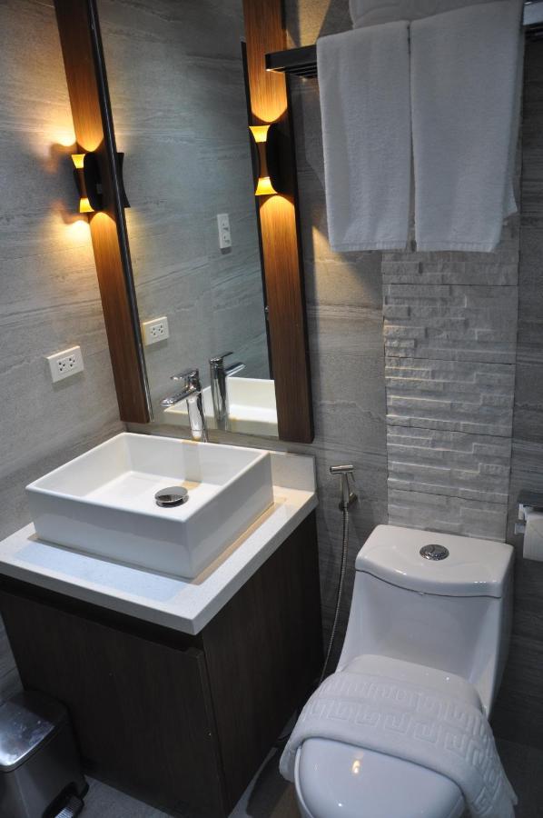 Acuatico Beach Resort & Hotel Inc. San Juan  Zewnętrze zdjęcie