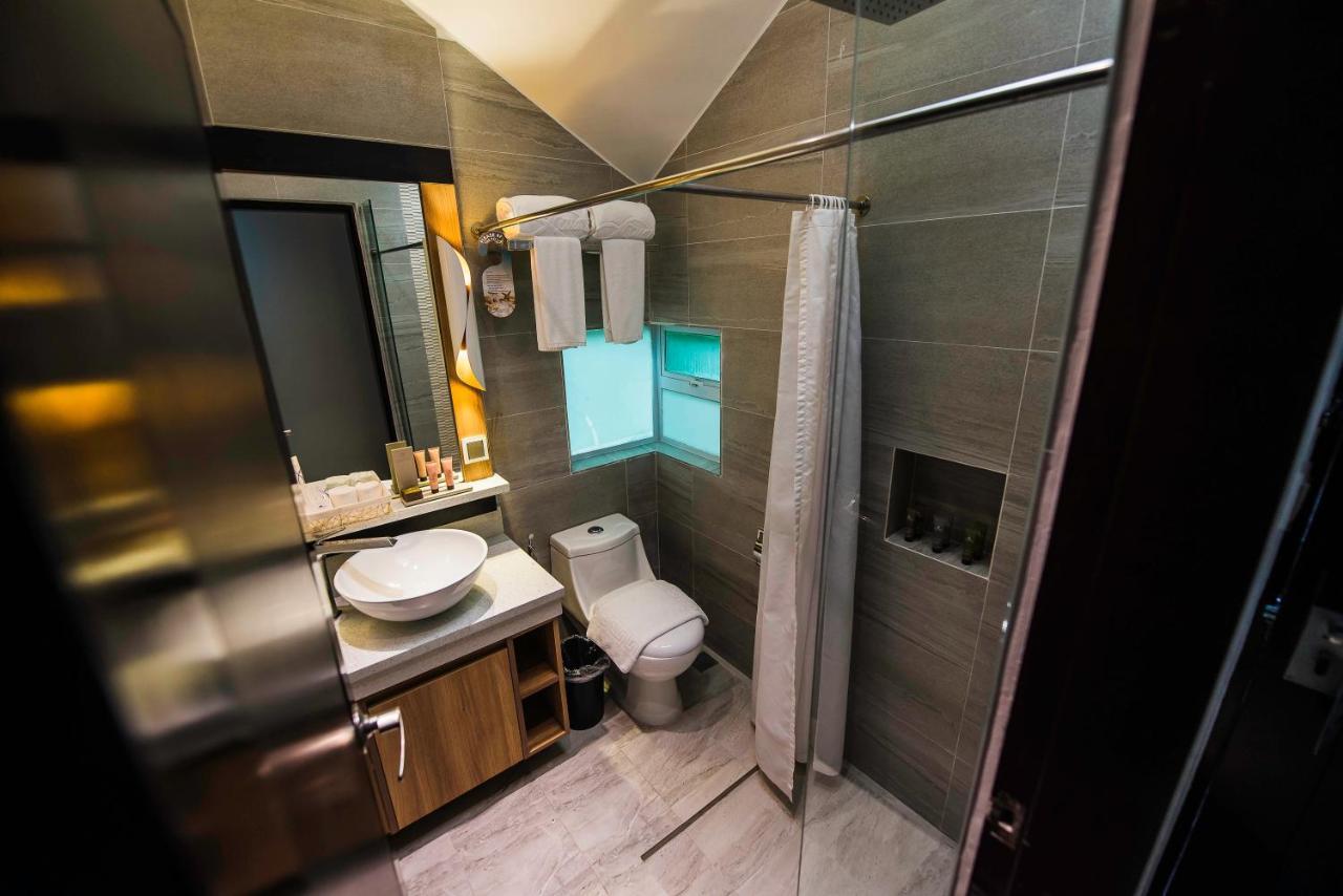 Acuatico Beach Resort & Hotel Inc. San Juan  Zewnętrze zdjęcie
