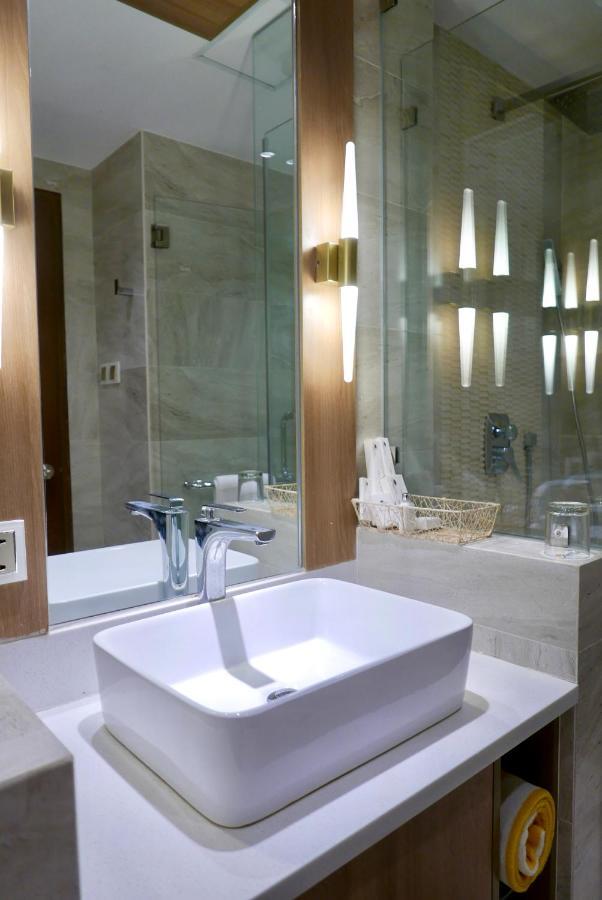 Acuatico Beach Resort & Hotel Inc. San Juan  Zewnętrze zdjęcie